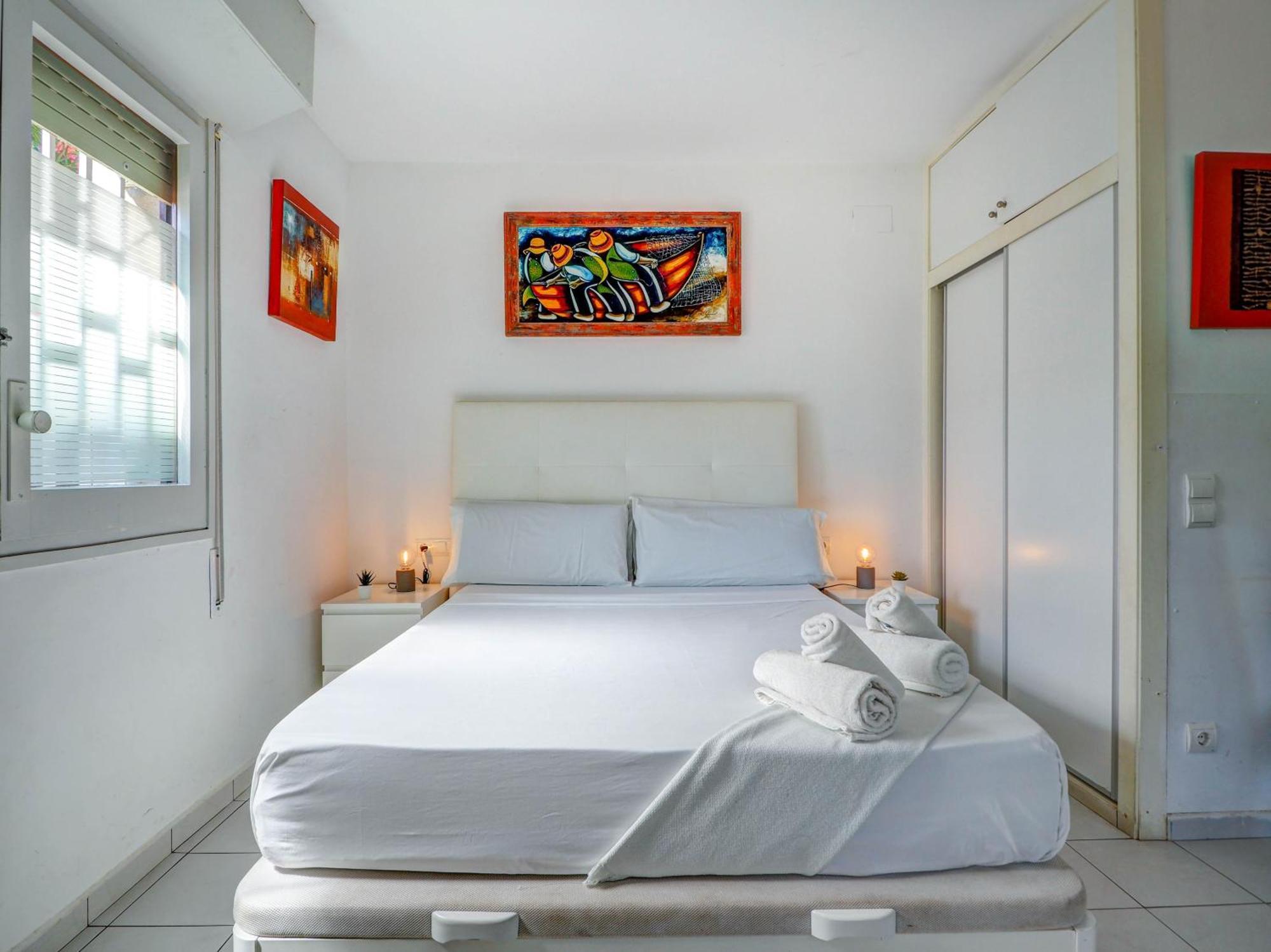Los Globos Beach Studio By Hello Homes Sitges Eksteriør bilde